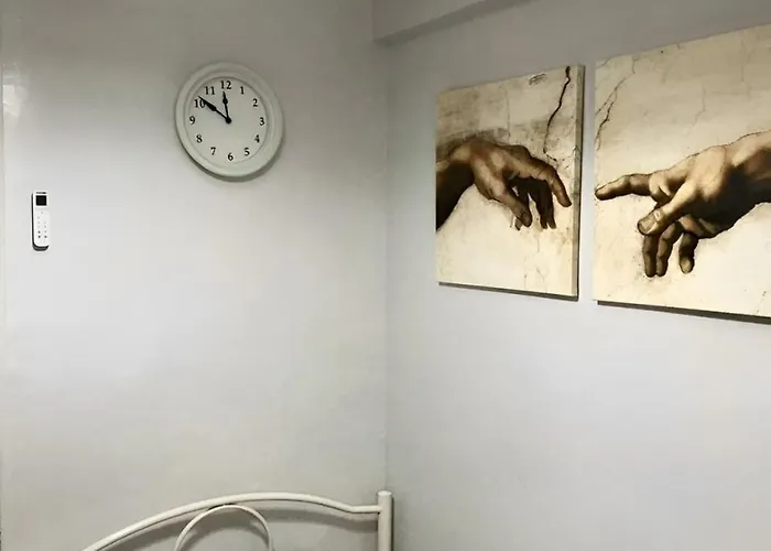 New Elegant In The Center Of *